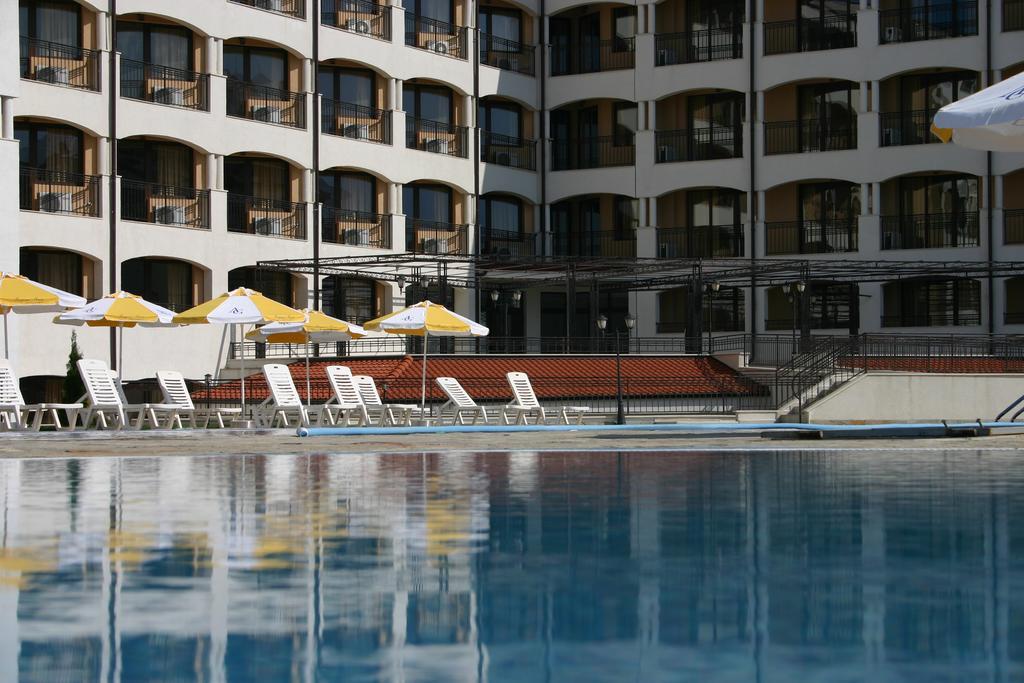 реджина маре 4*